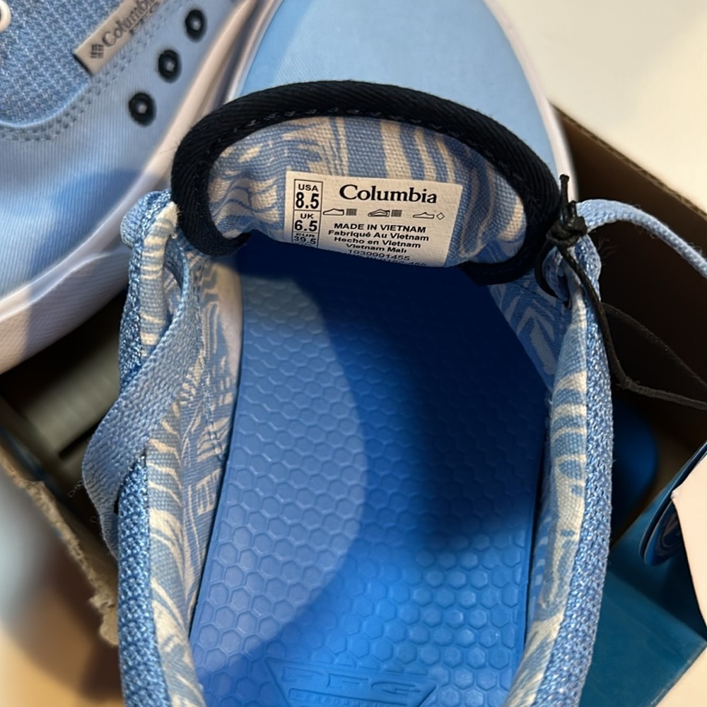 Columbia Women's Light Blue Lace-Up Sneakers - Picture 5 of 9